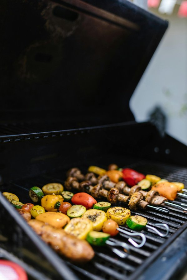 Le barbecue Spirit E 310 : l'art de griller sans effort